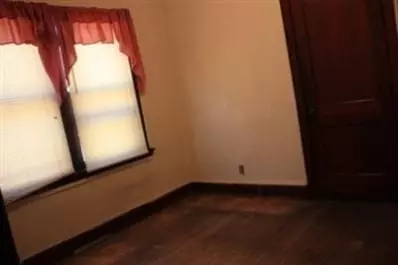 440 Pierce St, Gary, IN 46402 photo 5