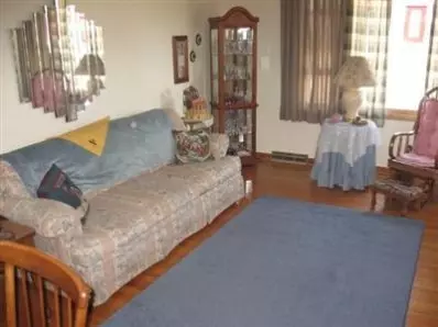 6720 Montana Ave, Hammond, IN 46323 photo 2