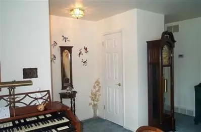 8123 Howard Ave, Munster, IN 46321 photo 6
