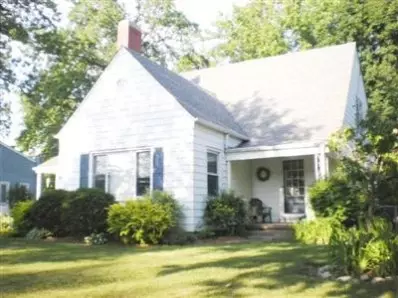 212 Hoffman St, Crown Point, IN 46307 photo 1