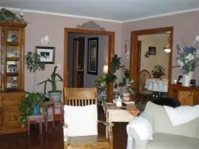 212 Hoffman St, Crown Point, IN 46307 photo 5