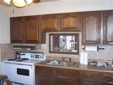 219 N Ernest St, Griffith, IN 46319 photo 3