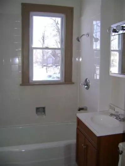 972 Williams St, Gary, IN 46404 photo 4