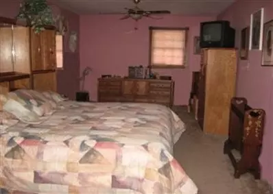 1107 E Glen Park Ave, Griffith, IN 46319 photo 10