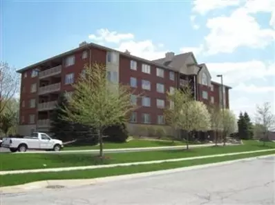 8445 Manor #101, Munster, IN 46321 photo 1