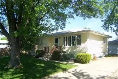 825 Harrison Ave, Dyer, IN 46311 photo 1