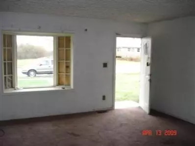9410 6th Ave, Gary, IN 46403 photo 3