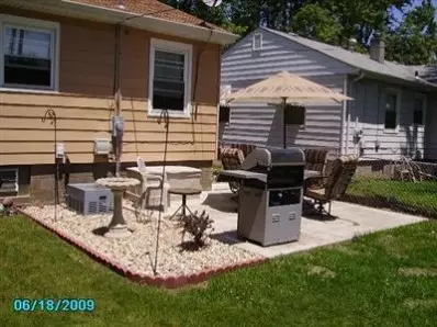 203 E Glen Park, Griffith, IN 46319 photo 4