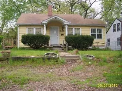 849 Elkhart St, Gary, IN 46403 photo 2