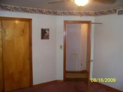 1337 Whitcomb St, Gary, IN 46404 photo 6