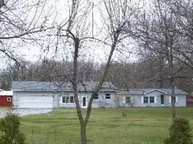 1174 E 900, Wheatfield, IN 46310 photo 1