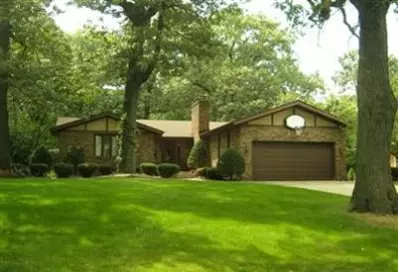8608 Baring Ave, Munster, IN 46321 photo 1