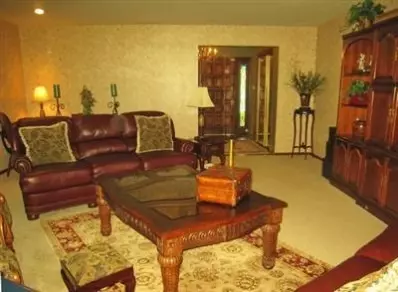 8608 Baring Ave, Munster, IN 46321 photo 4