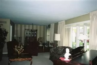 2002 Vine St, Valparaiso, IN 46383 photo 10