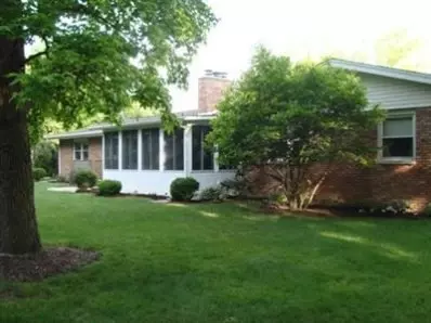 2002 Vine St, Valparaiso, IN 46383 photo 5
