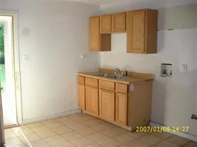 1036 Mount, Gary, IN 46406 photo 3