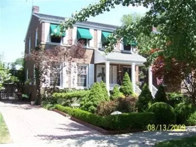 237 Gregory, Munster, IN 46321 photo 1