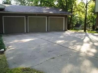 8702 Lantern Dr, Saint John, IN 46373 photo 3