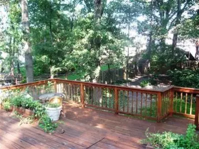 406 Cambridge, Griffith, IN 46319 photo 4