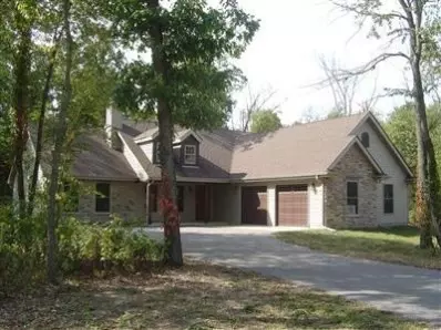 9855 Trinity Ct, De Motte, IN 46310 photo 1