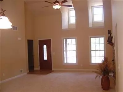 9855 Trinity Ct, De Motte, IN 46310 photo 5