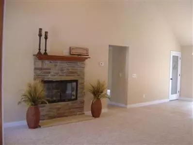 9855 Trinity Ct, De Motte, IN 46310 photo 6