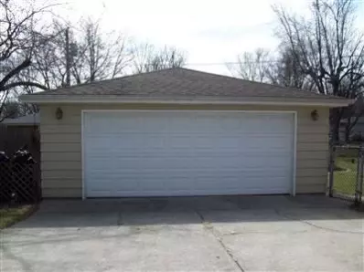 613 E 40th Pl, Griffith, IN 46319 photo 2
