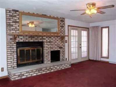 320 Maple St, Crown Point, IN 46307 photo 9