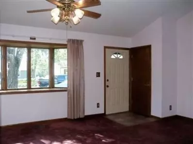 320 Maple St, Crown Point, IN 46307 photo 2