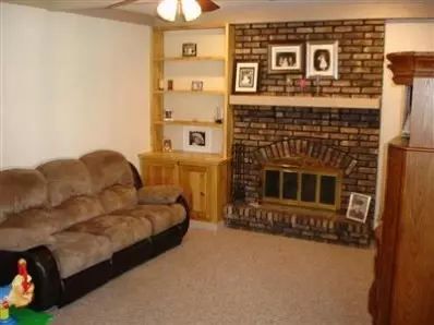 1013 Heather Ln, Munster, IN 46321 photo 6