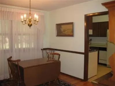 918 Mohawk Dr, Crown Point, IN 46307 photo 3