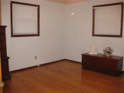918 Mohawk Dr, Crown Point, IN 46307 photo 9