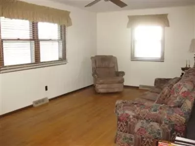 918 Mohawk Dr, Crown Point, IN 46307 photo 7