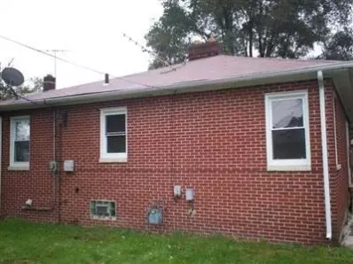 1331 Taft St, Gary, IN 46404 photo 2