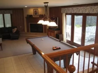 9733 Redbud Rd, Munster, IN 46321 photo 6