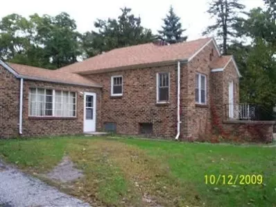 2300 Crest, Gary, IN 46408 photo 2