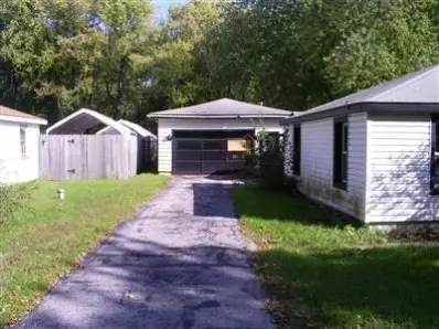 4813 Wright St, Griffith, IN 46319 photo 3