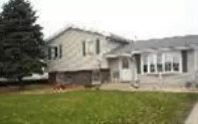928 Windsor Ln, Dyer, IN 46311 photo 3