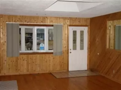 615 James, Griffith, IN 46319 photo 6