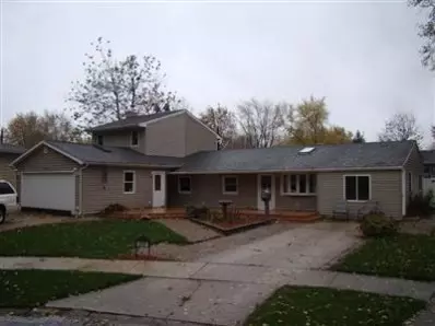 615 James, Griffith, IN 46319 photo 1