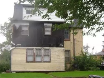 524 Roosevelt St, Gary, IN 46404 photo 3
