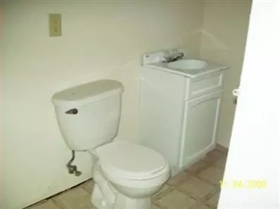 414 N Elmer St, Griffith, IN 46319 photo 8