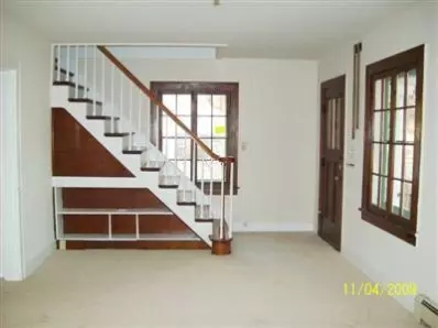 414 N Elmer St, Griffith, IN 46319 photo 2