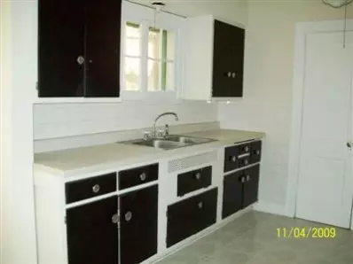 414 N Elmer St, Griffith, IN 46319 photo 3