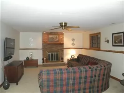 719 Heather Ct, Griffith, IN 46319 photo 8