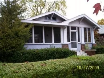1748 Davis Ave, Whiting, IN 46394 photo 1