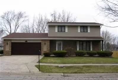 930 Chippewa Dr, Crown Point, IN 46307 photo 1
