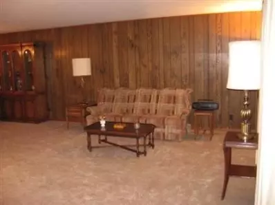 930 Chippewa Dr, Crown Point, IN 46307 photo 3