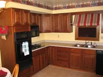 8582 E 94th Ct, Crown Point, IN 46307 photo 10