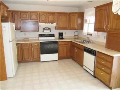 3232 Rustic Ln, Crown Point, IN 46307 photo 5